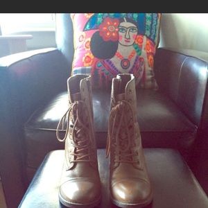 Brown lace boots with chunky heels. Gently worn